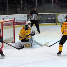 Die Ulmer bissen sich am Goalie der Amberger die Zähne aus. Foto: Willpics4u